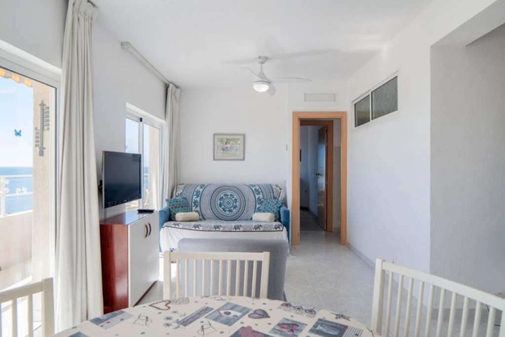 021 - Wonderful Beachfront Apartment With Stunning Sea Views Benalmádena Esterno foto